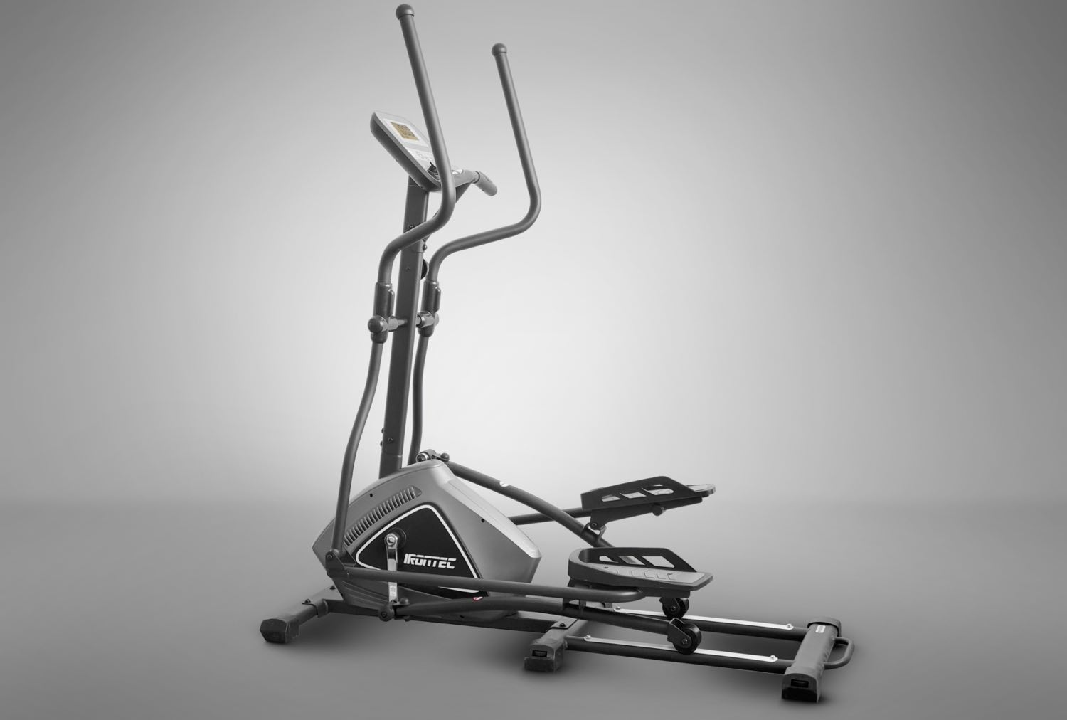 เครื่องเดินวงรี-elliptical-e140-x0